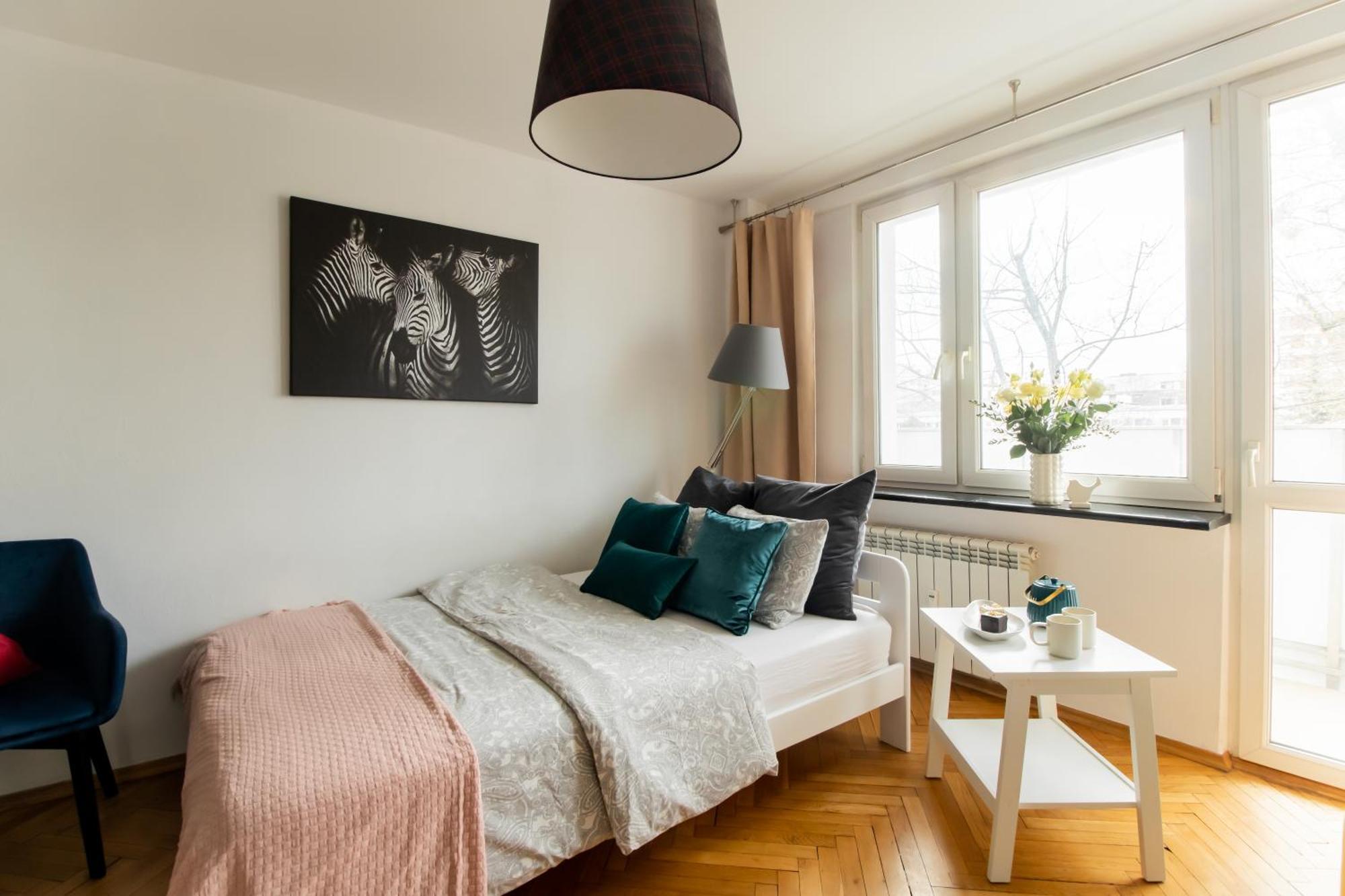 Piotrapartments - Bruna Green City Apartment Варшава Екстериор снимка