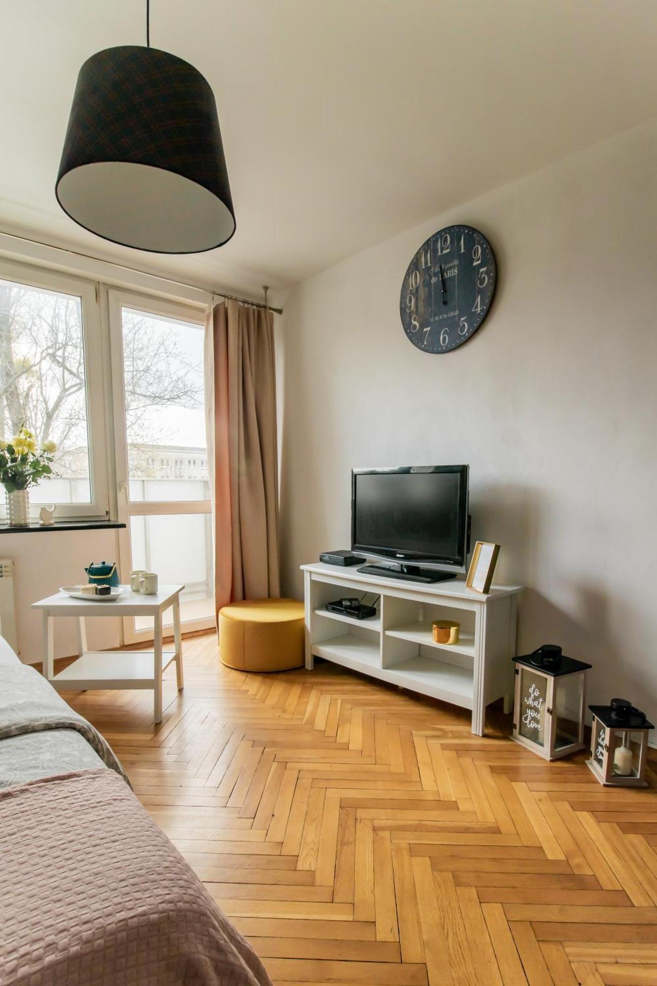 Piotrapartments - Bruna Green City Apartment Варшава Екстериор снимка